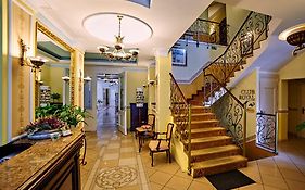 Villa Royal